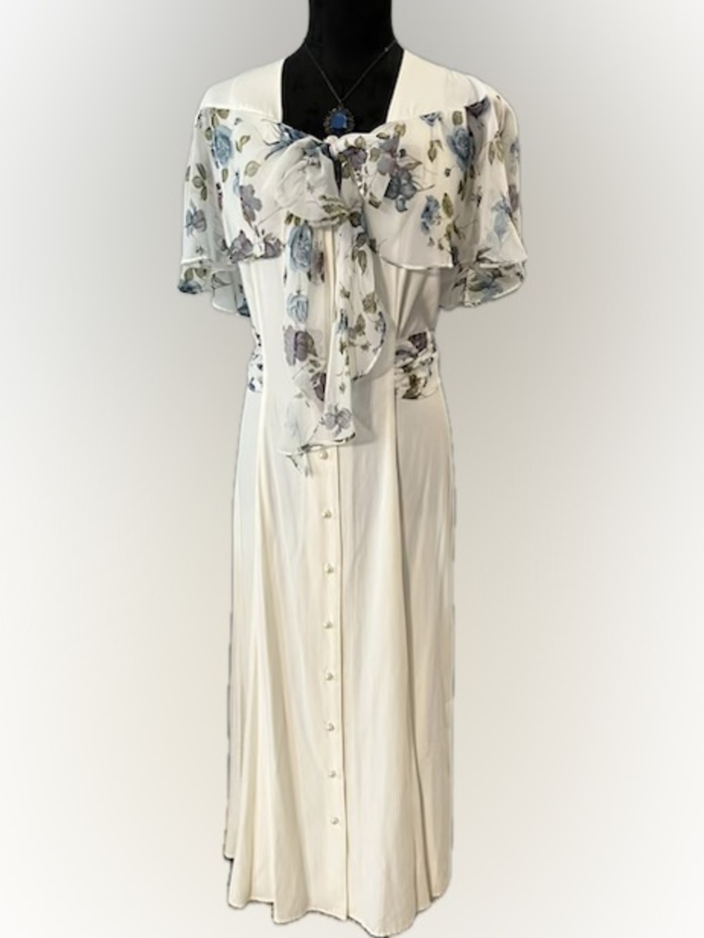 Vintage D.B.Y. Ltd. Ivory Floral Tie-back & front Maxi Dress